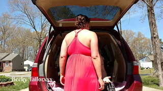 Επικίνδυνη δημόσια σκατά στο δρόμο μέρα μεσημέρι