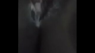 Bbw खेल्छ संग बिल्ली