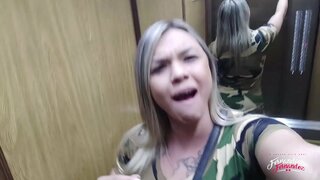 Kuum tibi kukk imemiseks, ja sõber, d.